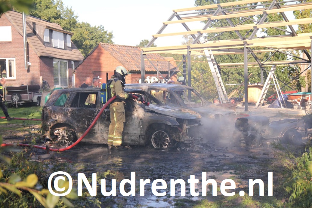 Brand op terrein Europaweg in Nieuw-Schoonebeek