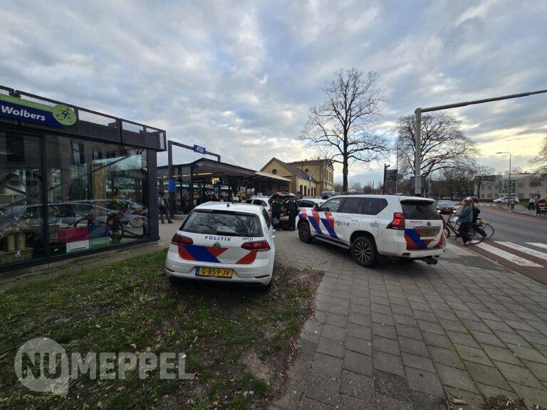 Station Meppel volledig ontruimd en treinverkeer stilgelegd