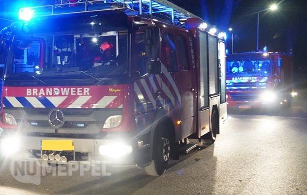Afrit bij knooppunt Hoogeveen afgesloten vanwege defecte vrachtwagen