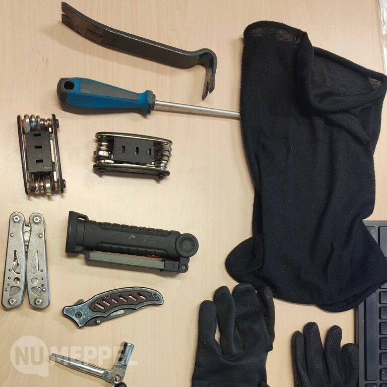 43-jarige man met inbrekerswerktuig aangehouden in Meppel