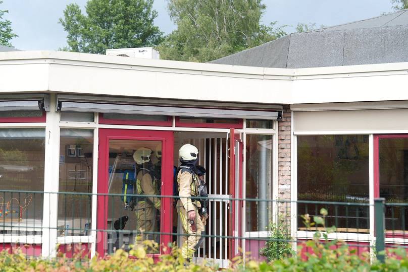 UPDATE: Kinderdagcentrum ''Het Boemeltje'' in Meppel ontruimd na brandlucht (Video)