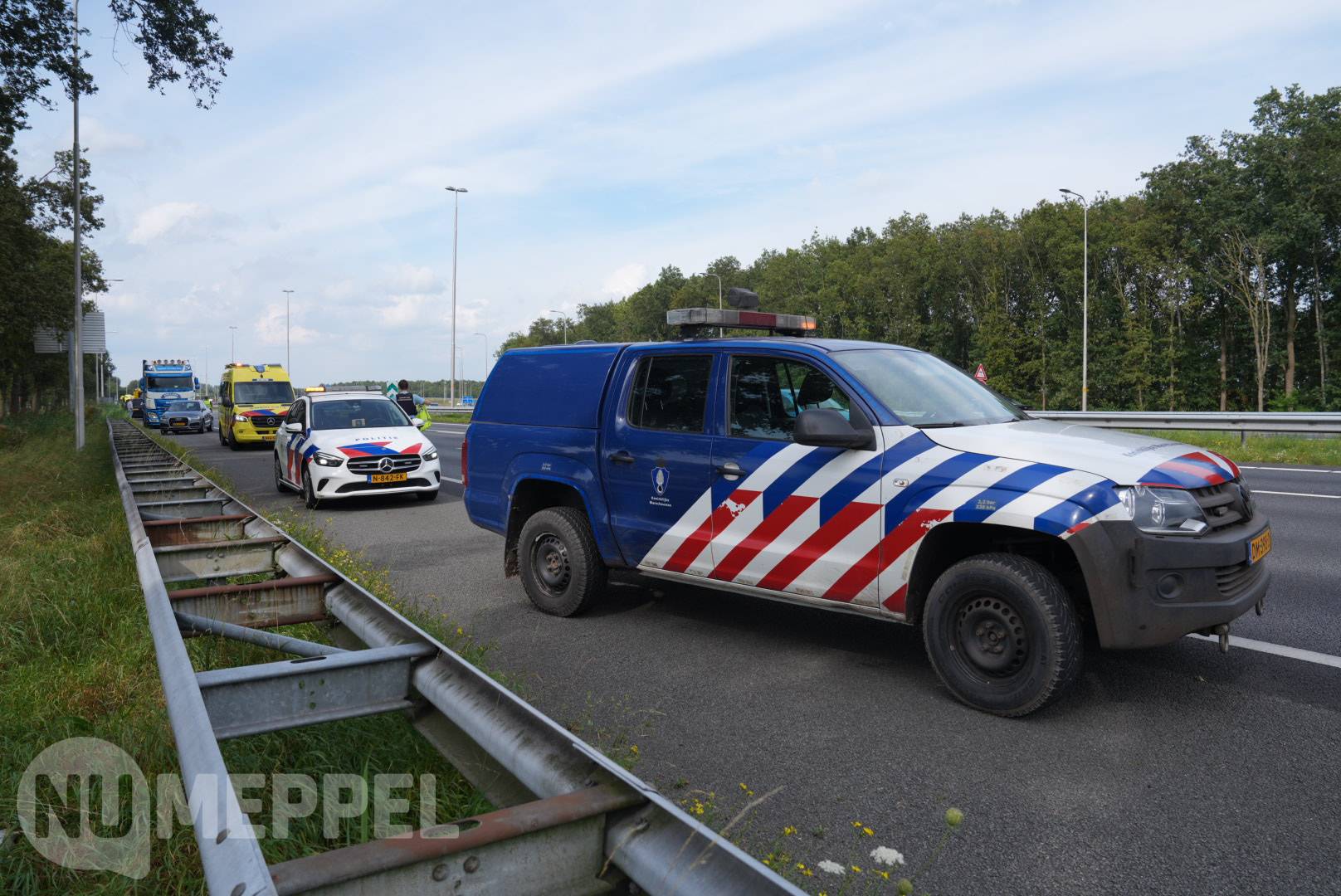 Twee rijbanen dicht na ongeval op A28 bij Staphorst