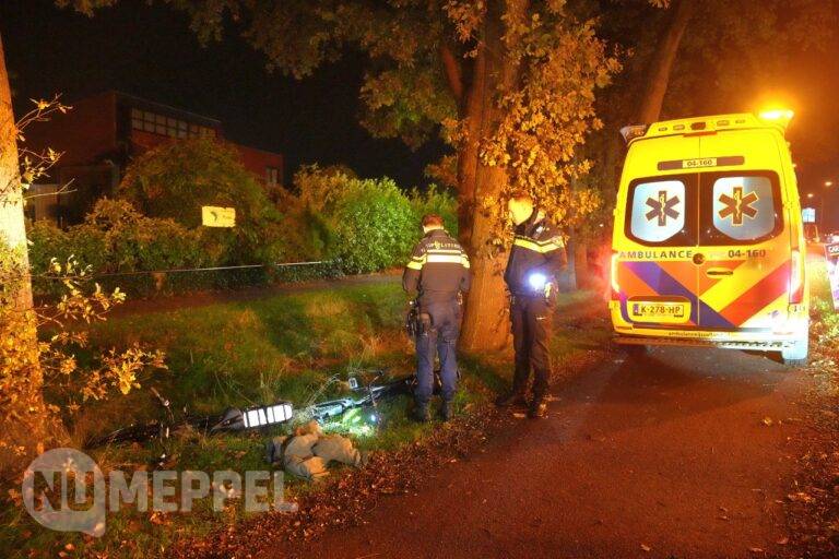Man en vrouw gewond bij fietsongeval op Eesveenseweg in Steenwijk