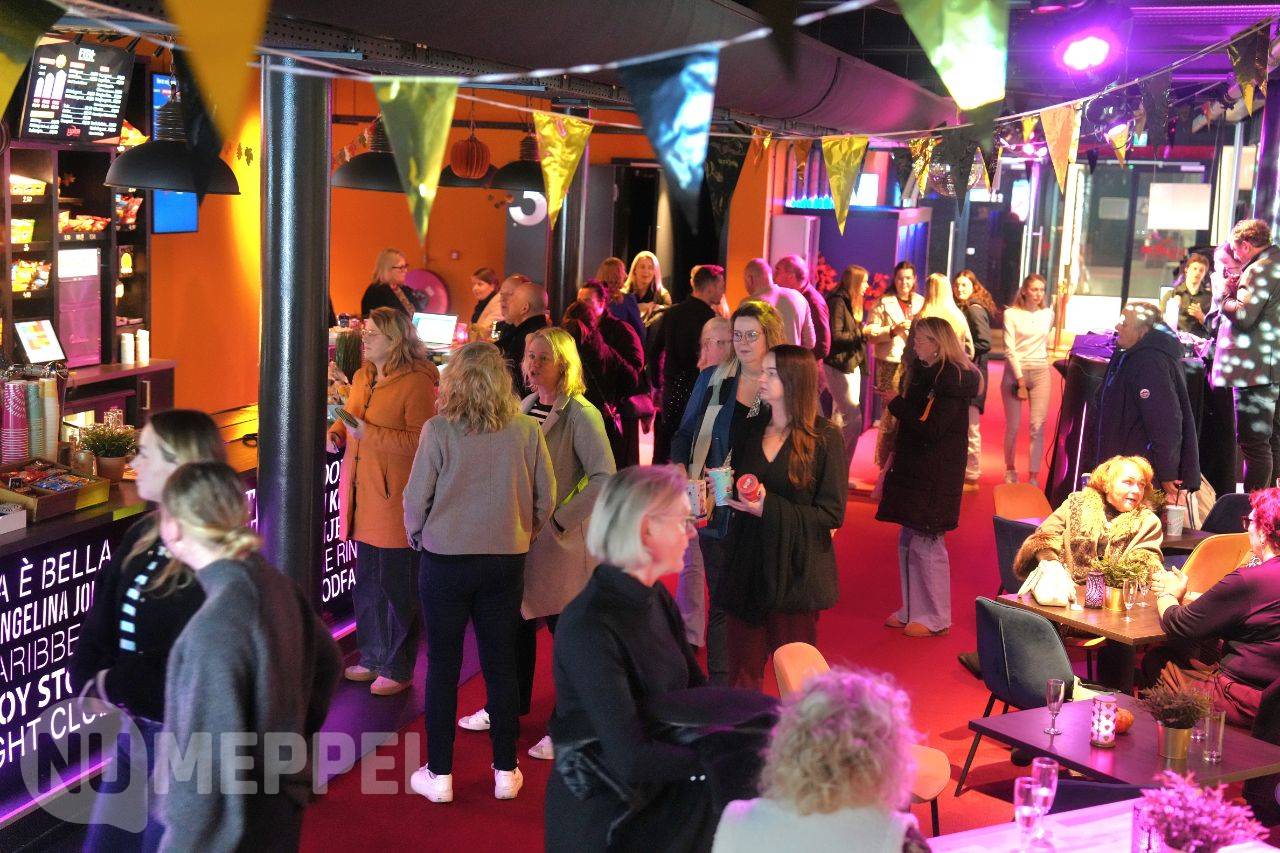 Geslaagde laatste Ladies Night van het jaar in Meppel