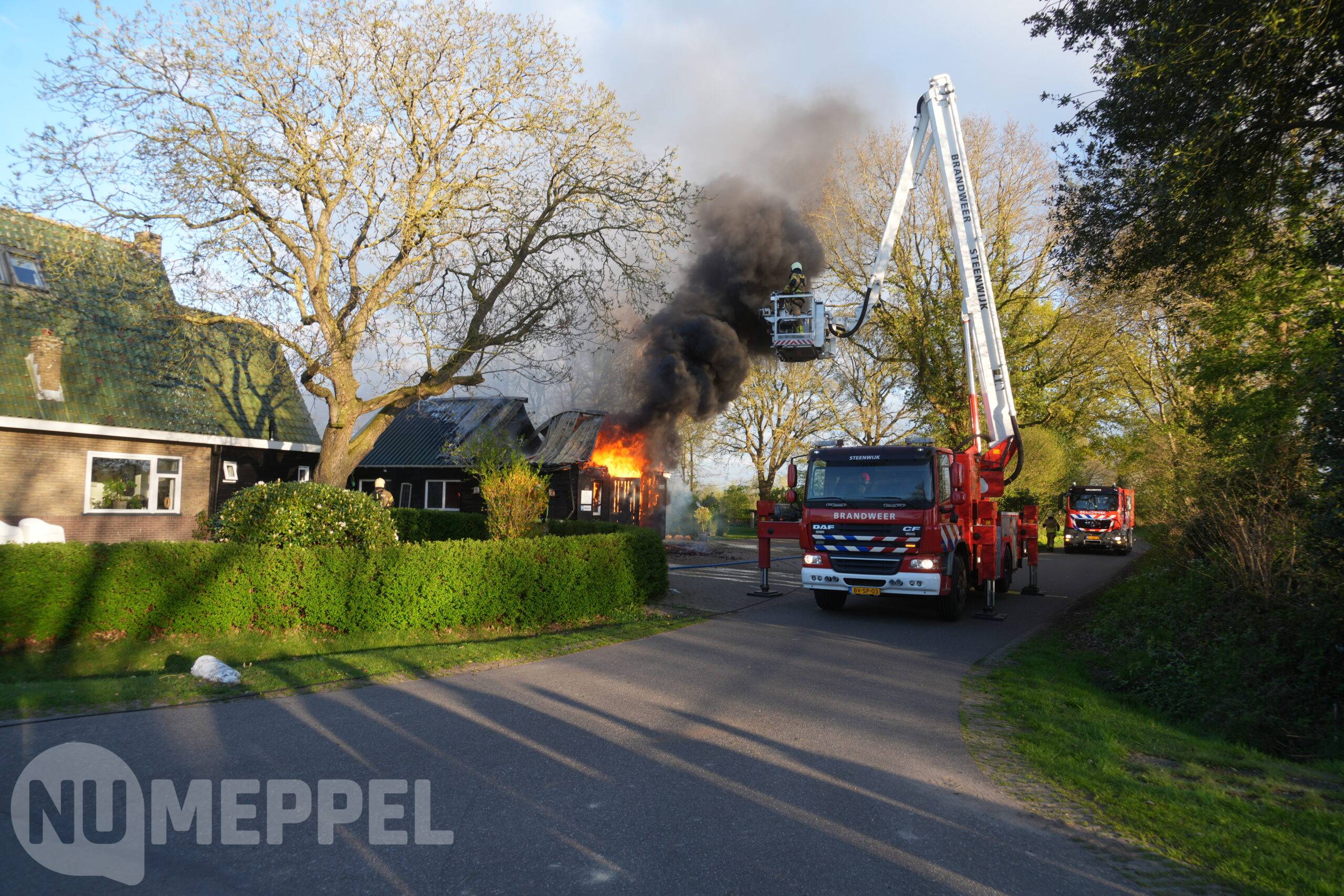 UPDATE: Grote schuurbrand aan Westenwold in Basse
