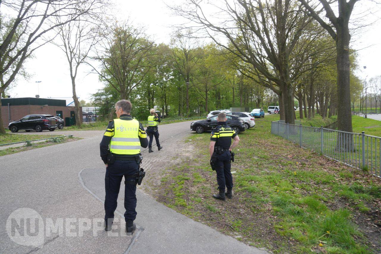 Grote vechtpartij na wedstrijd V.V Staphorst en SC Genemuiden op Viaductweg in Staphorst