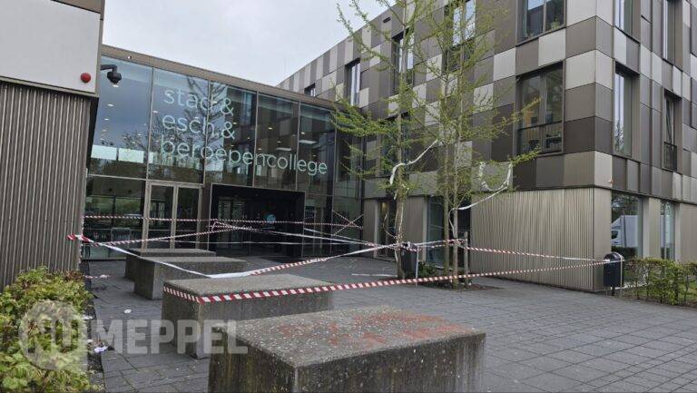 Examenstunt brengt Stad & Esch terug naar de jaren ’90 in Meppel