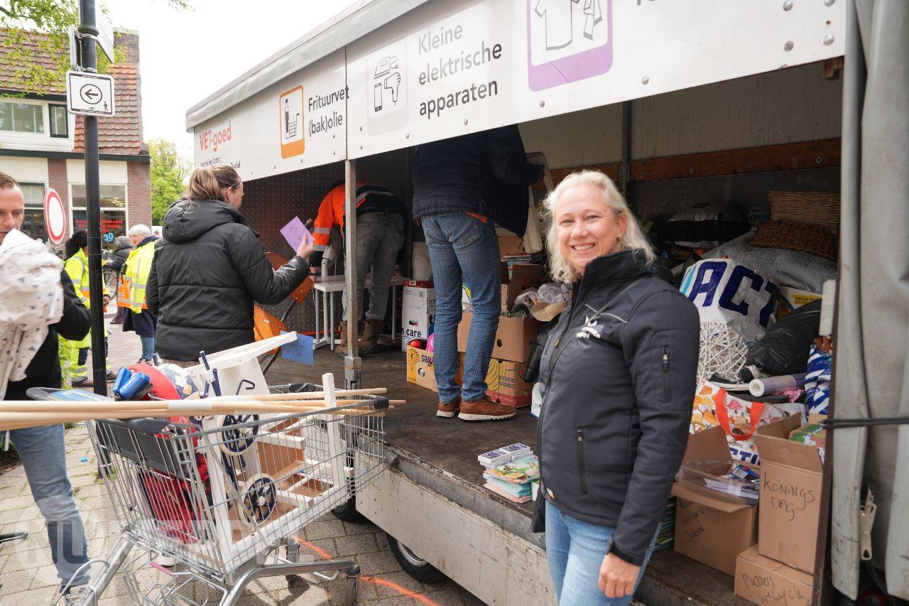 Succesvolle inzamelactie na kinderrommelmarkt in Meppel