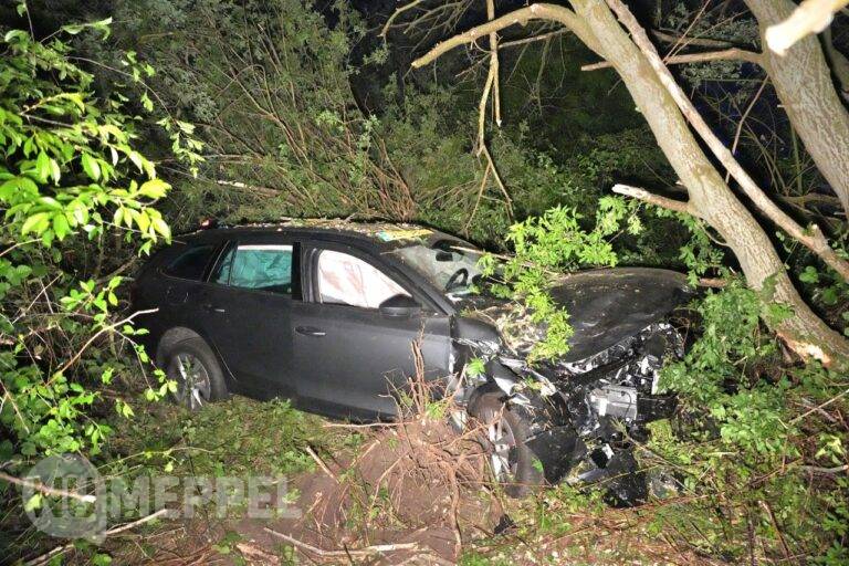 Auto zwaar beschadigd na eenzijdig ongeval op de A32 bij Havelterberg