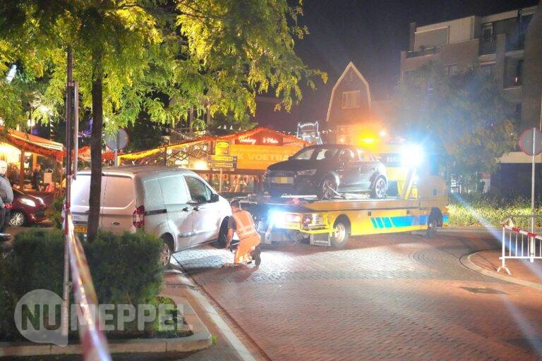 Meerdere auto’s weggesleept tijdens Grachtenfestival in Meppel